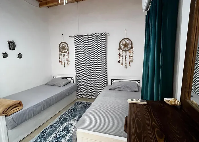 House 2 *